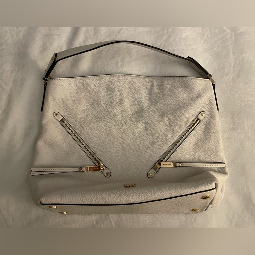Michael Kors White Leather Shoulder Bag - Excellent Used Condition